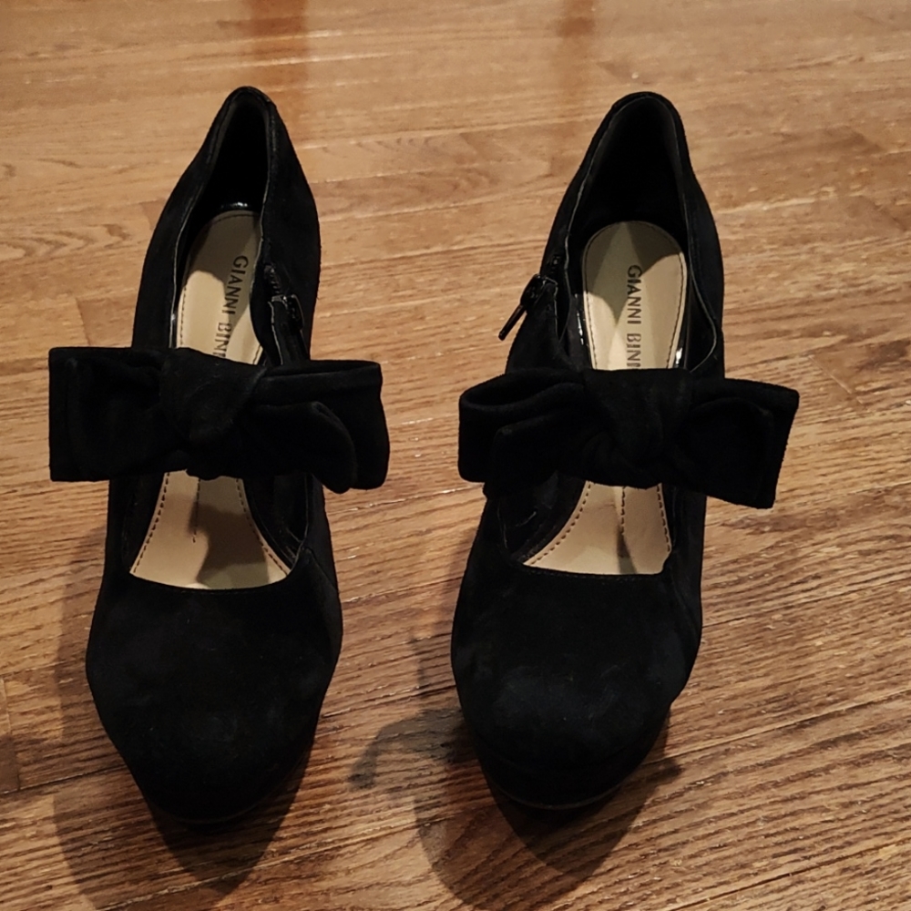 Gianni Bini Platform Shoes